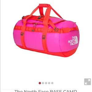 The North Face Basecamp Duffel Med backpack pink